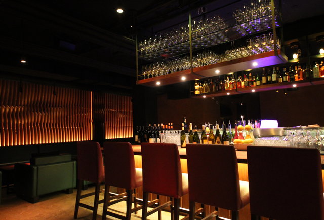 San Francisco Bar Roka Akor